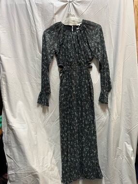 Moon River Dark Green Floral Long Sleeve Maxi Dress